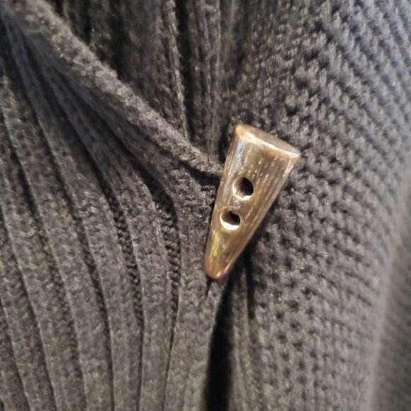 Chaps Sleeveless Sweater Vest | Black - Picture 8 of 13